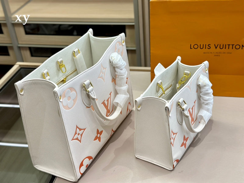 Alice bags - Louis Vuittons  - 15050