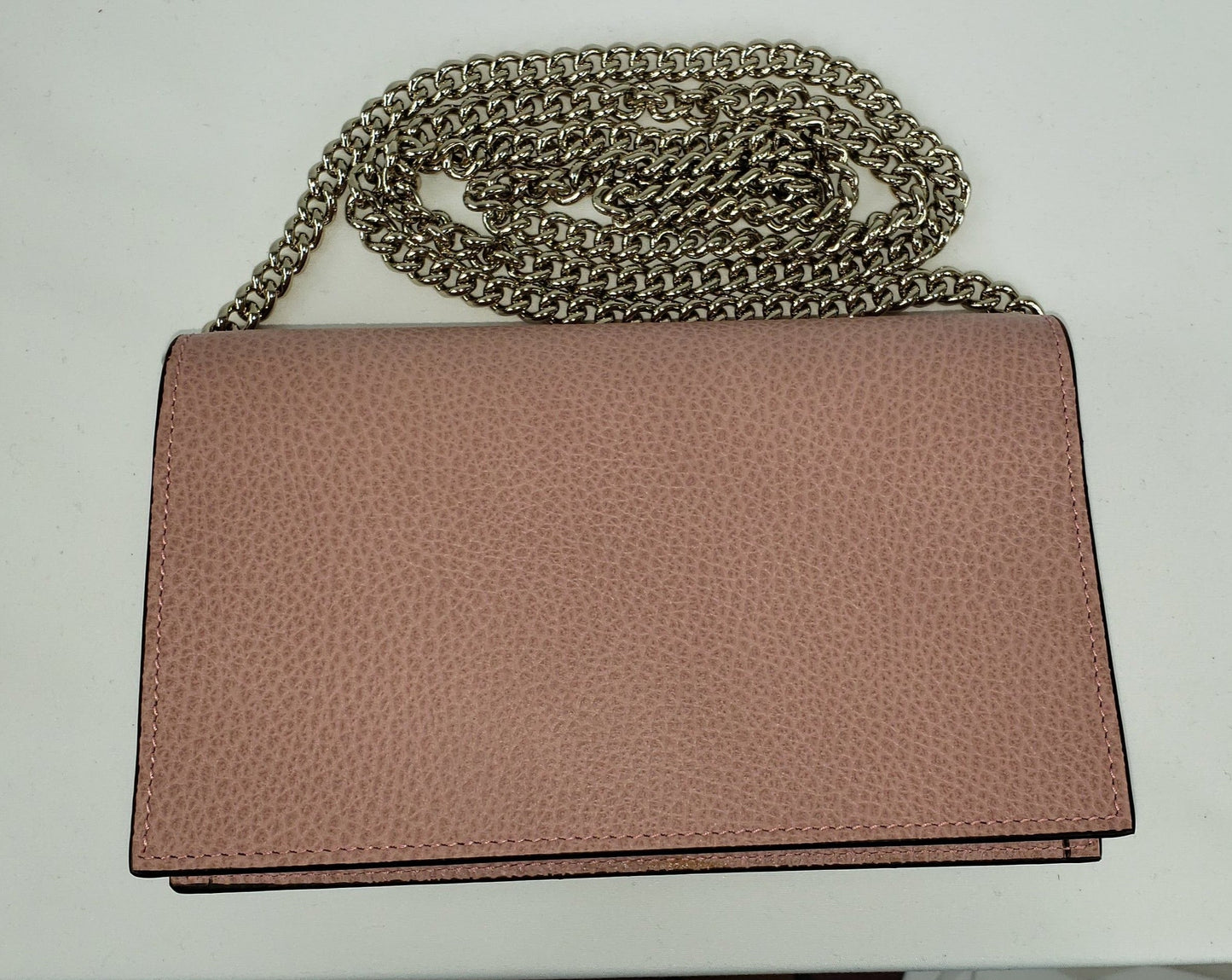 Gucci Crossbody Wallet on a Chain in Pink