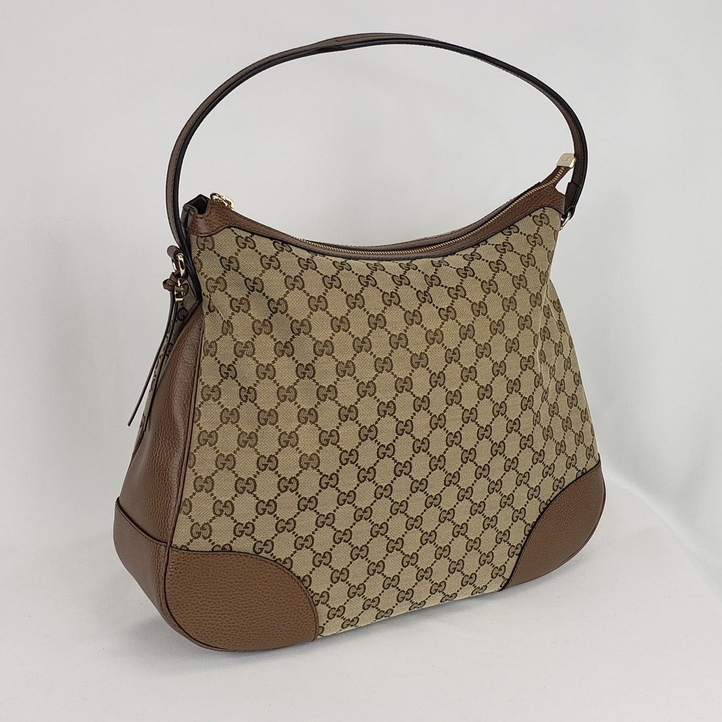 Gucci Large GG Supreme Canvas Hobo Handbag in Beige