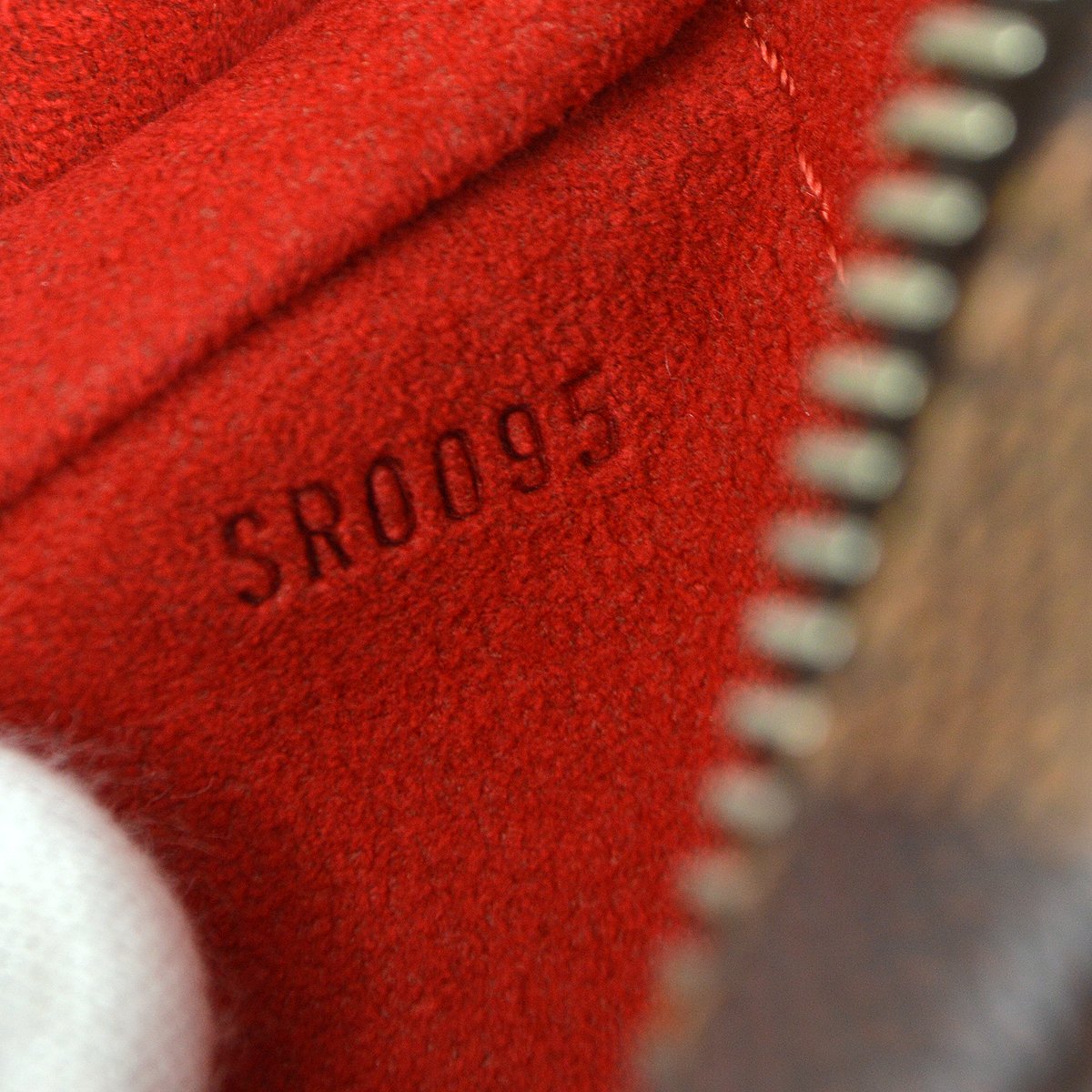 Louis Vuitton 2005 RIFT N60009