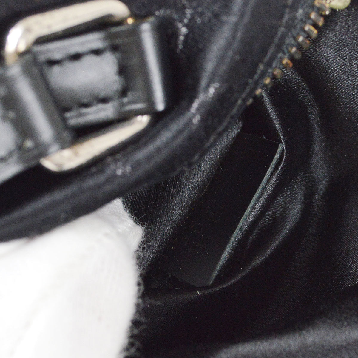 Louis Vuitton 2002 LITTLE PAPILLON M92352