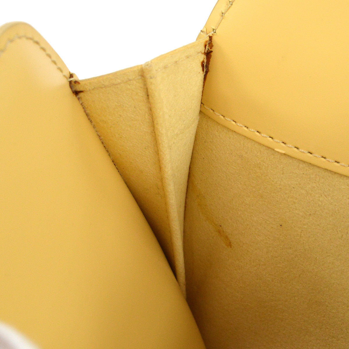Louis Vuitton 2002 PONT NEUF M5205A