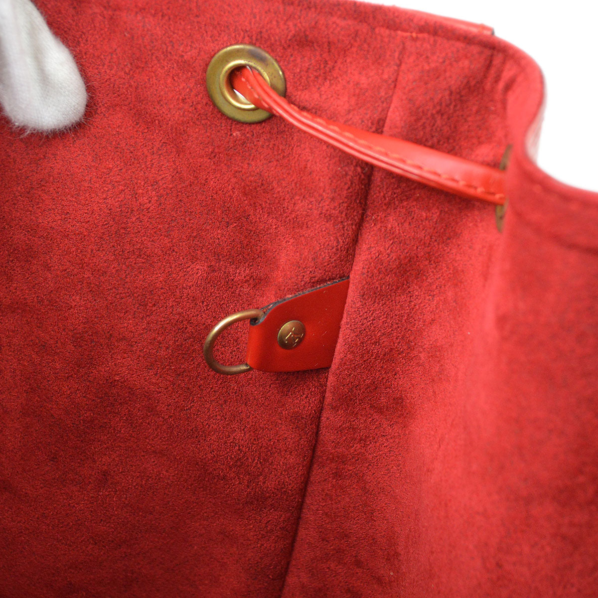 Louis Vuitton 1996 PETIT NOE RED EPI M44107 01045