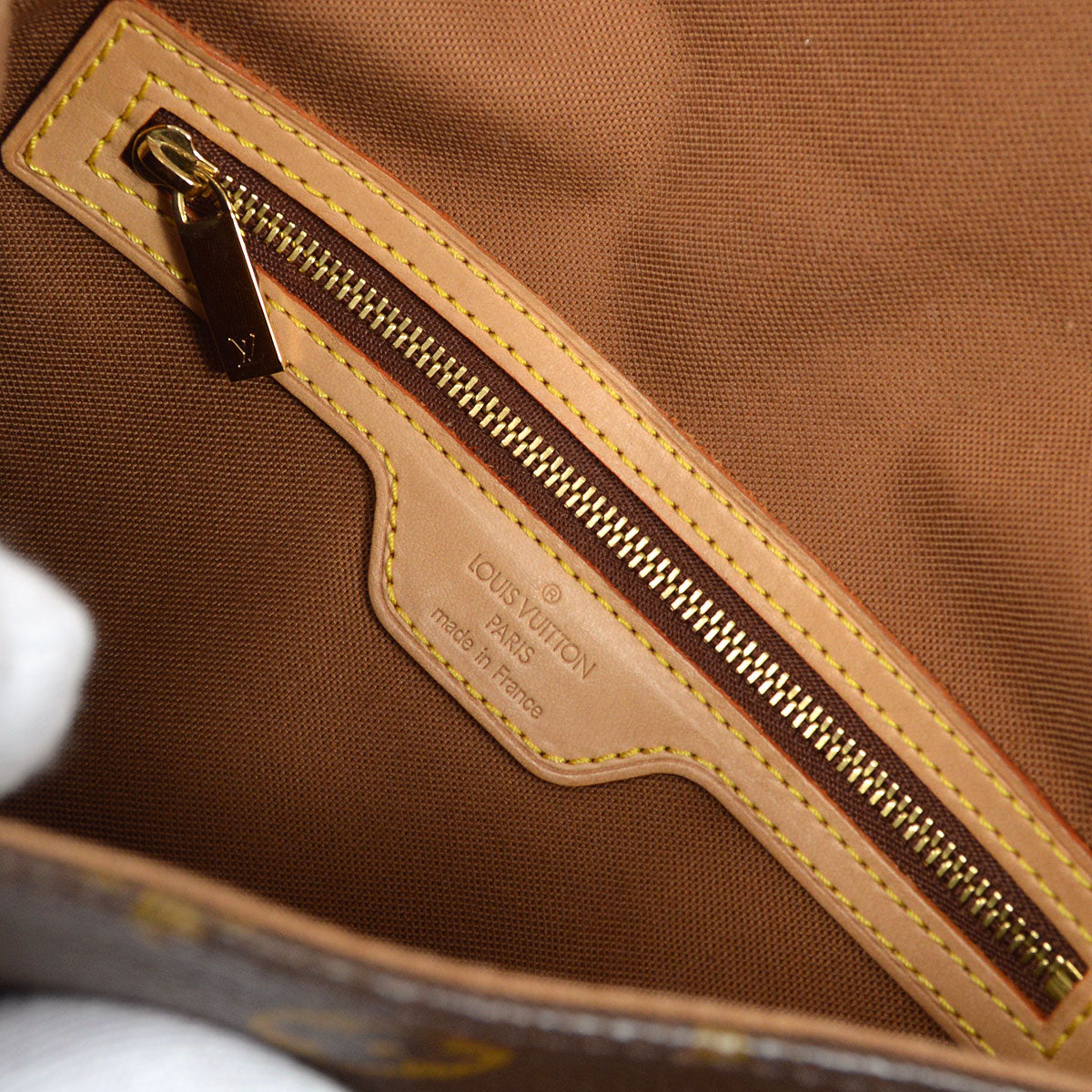 Louis Vuitton 2001 MINI LOOPING MONOGRAM M51147