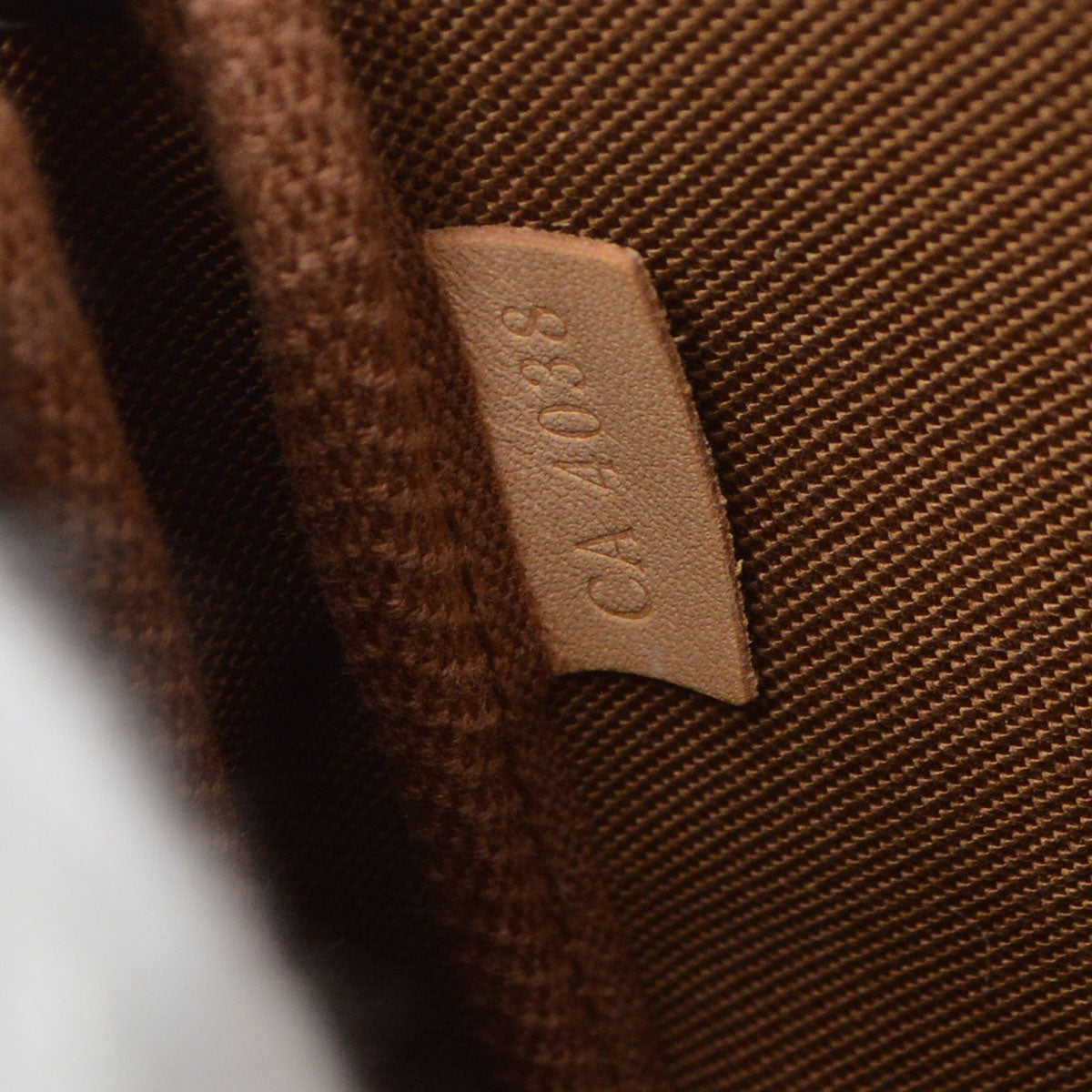 Louis Vuitton 2008 POCHETTE ACCESSOIRES M48615
