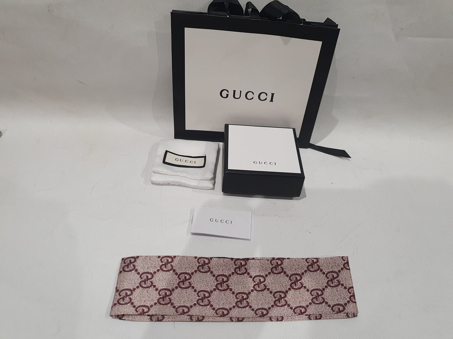Gucci Twilly Scarf