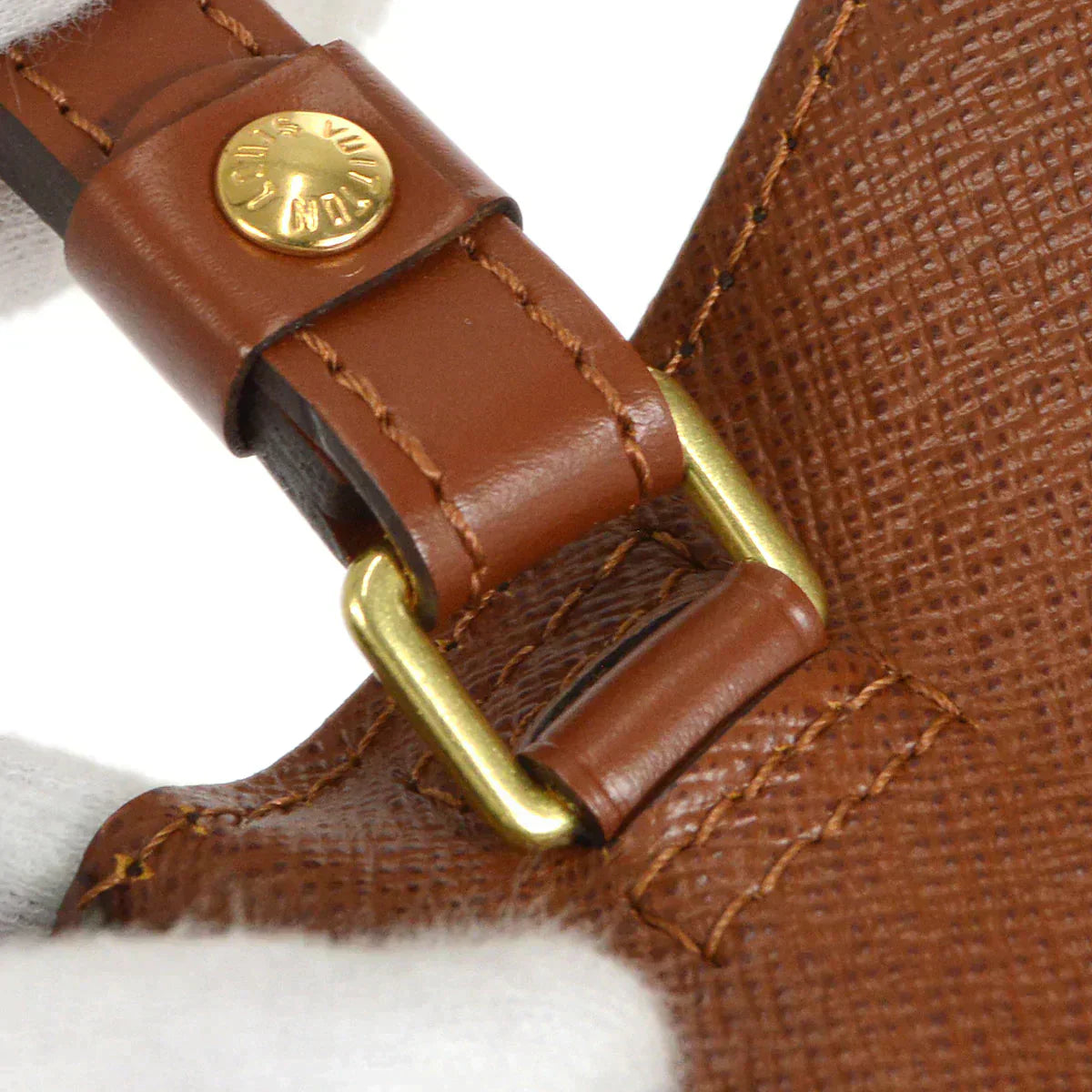 Louis Vuitton 2005 POCHETTE SELLIER DRAGONNE M50210