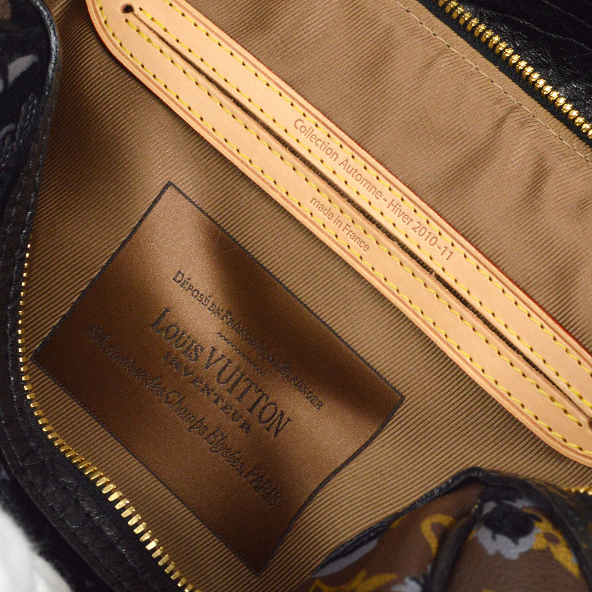 LOUIS VUITTON 2010 CARROUSEL MONOGRAM FLEUR DUGE M40434