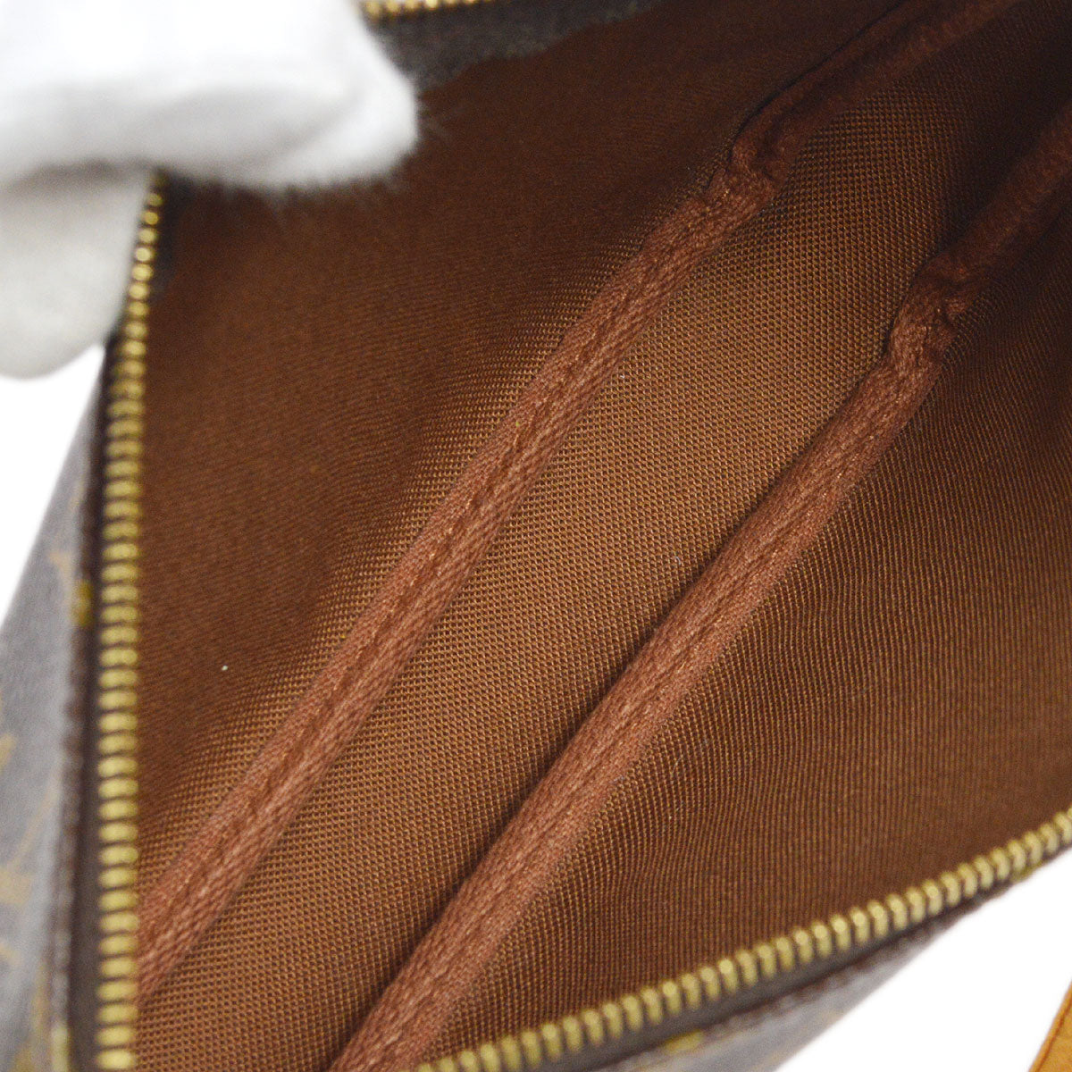 Louis Vuitton 2002 POCHETTE ACCESSOIRES M51980
