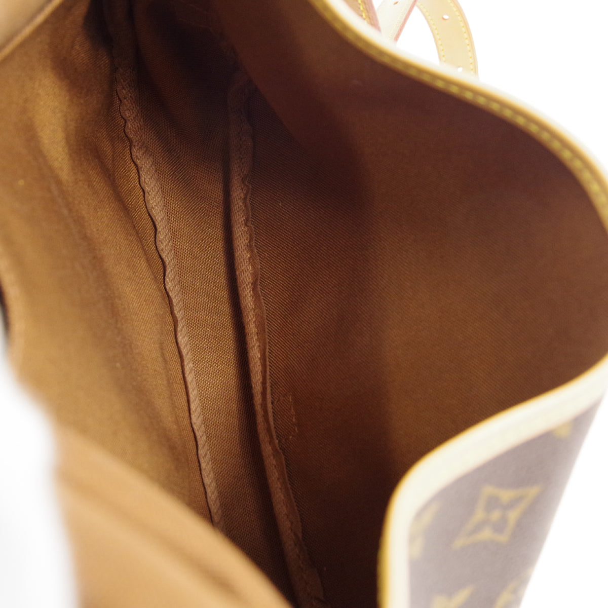 Louis Vuitton 2000 SAUMUR 30 M42256