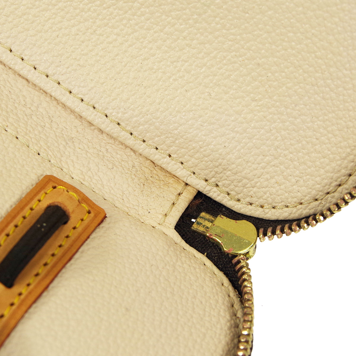 Louis Vuitton 2002 TROUSSE BRUSH PM M47510
