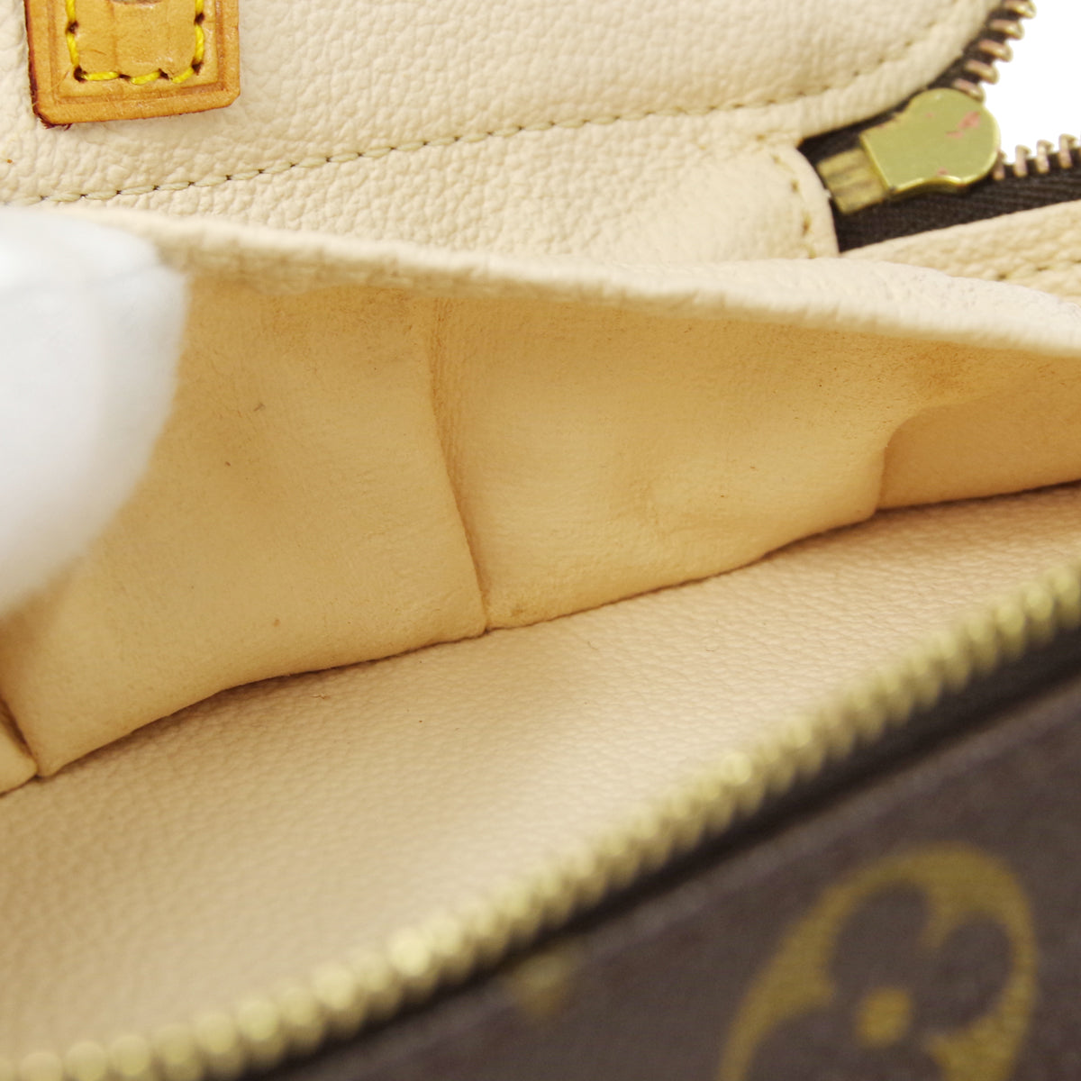 Louis Vuitton 2002 TROUSSE BRUSH PM M47510