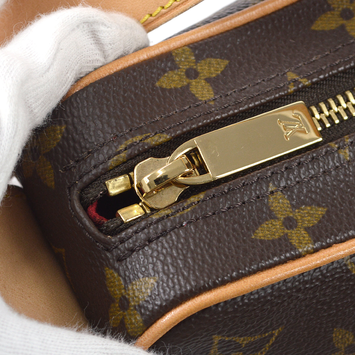 LOUIS VUITTON Croissant MM Handbag Monogram M51512 97843