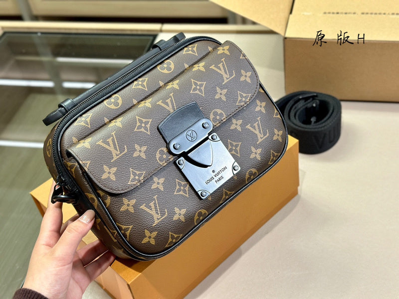 Alice bags - Louis Vuittons  - 14985