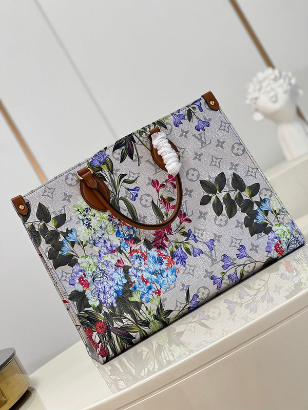 Alice Bags- Louis Vuittons  - 16204