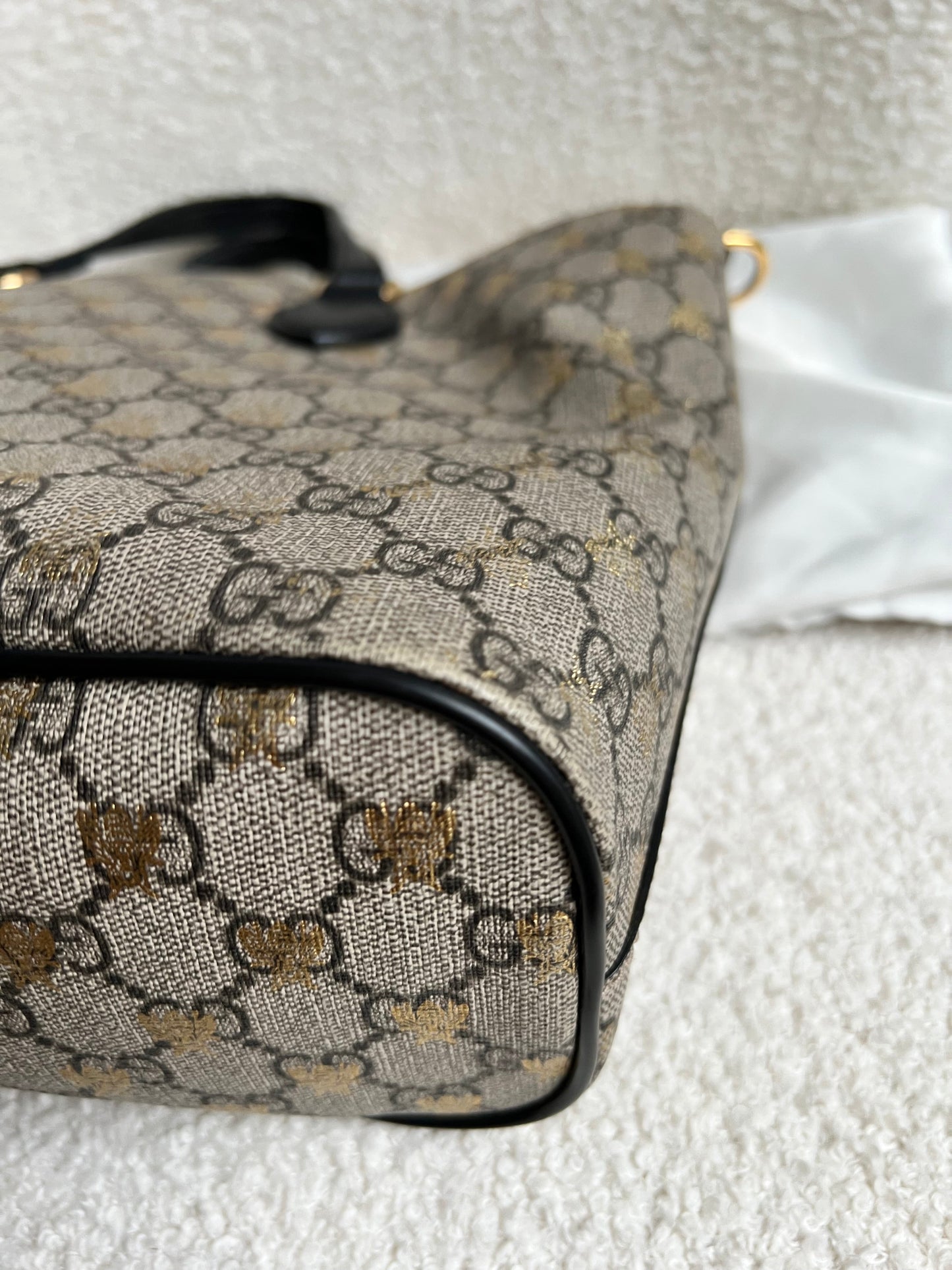 Gucci Supreme Bees Small Tote