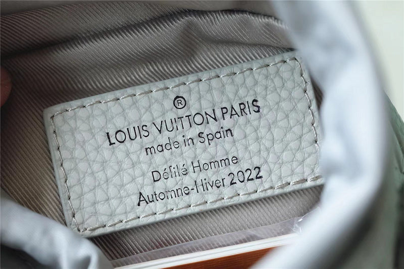 Alice bags - Louis Vuittons  - 10000