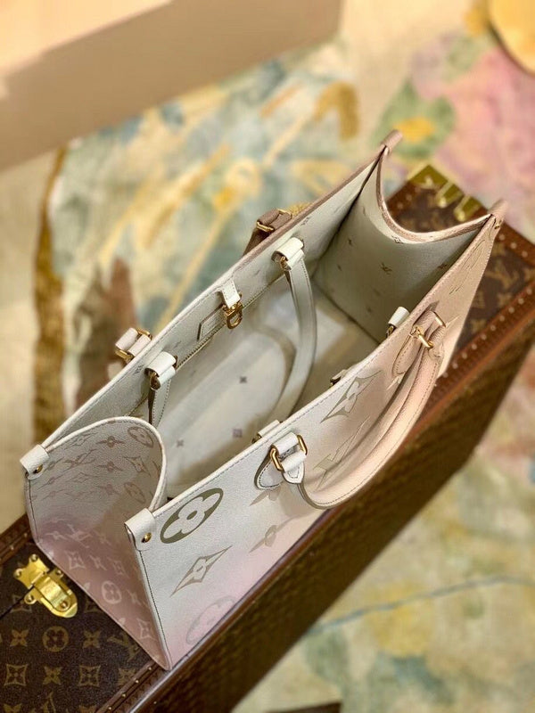 Alice Bags- Louis Vuittons  - 16588