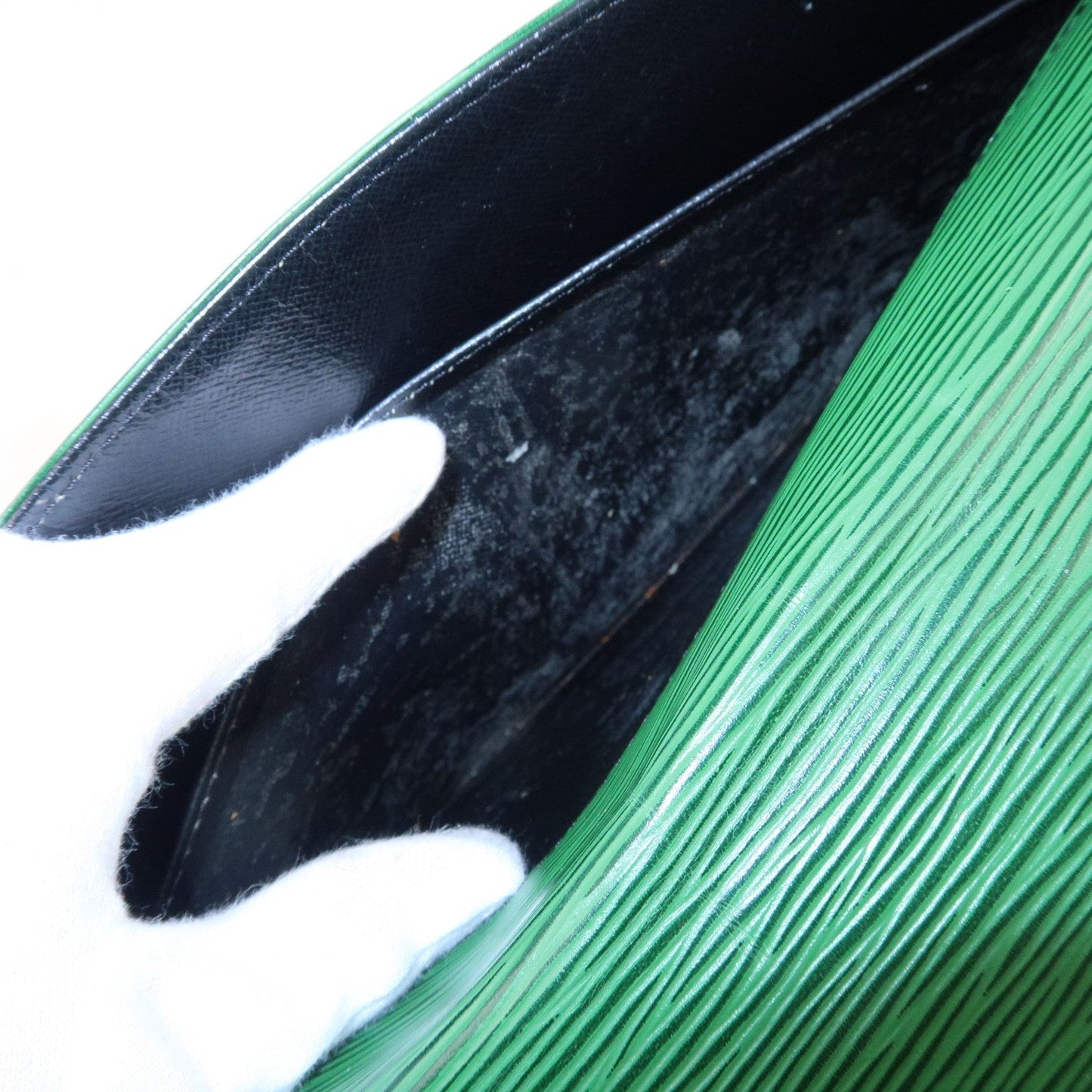 Louis Vuitton Epi Iena 28 Clutch Bag Borneo Green M52724