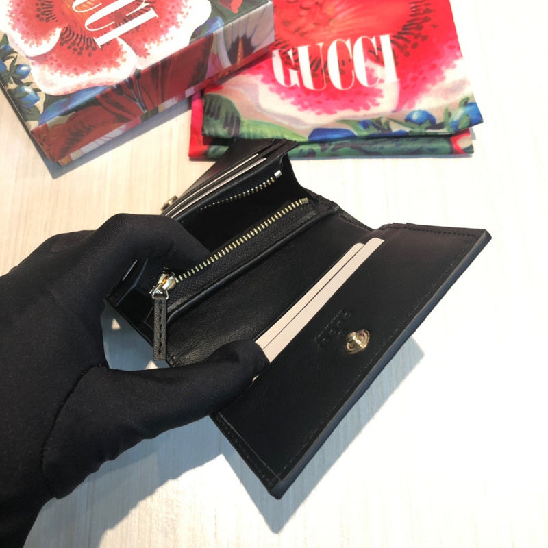 Gucci   Luxury Bags  870