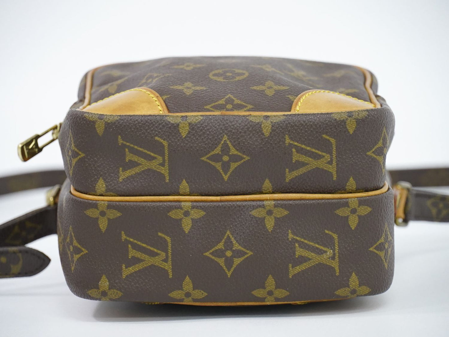 Louis Vuitton Amazon Shoulder Bag Monogram M45236