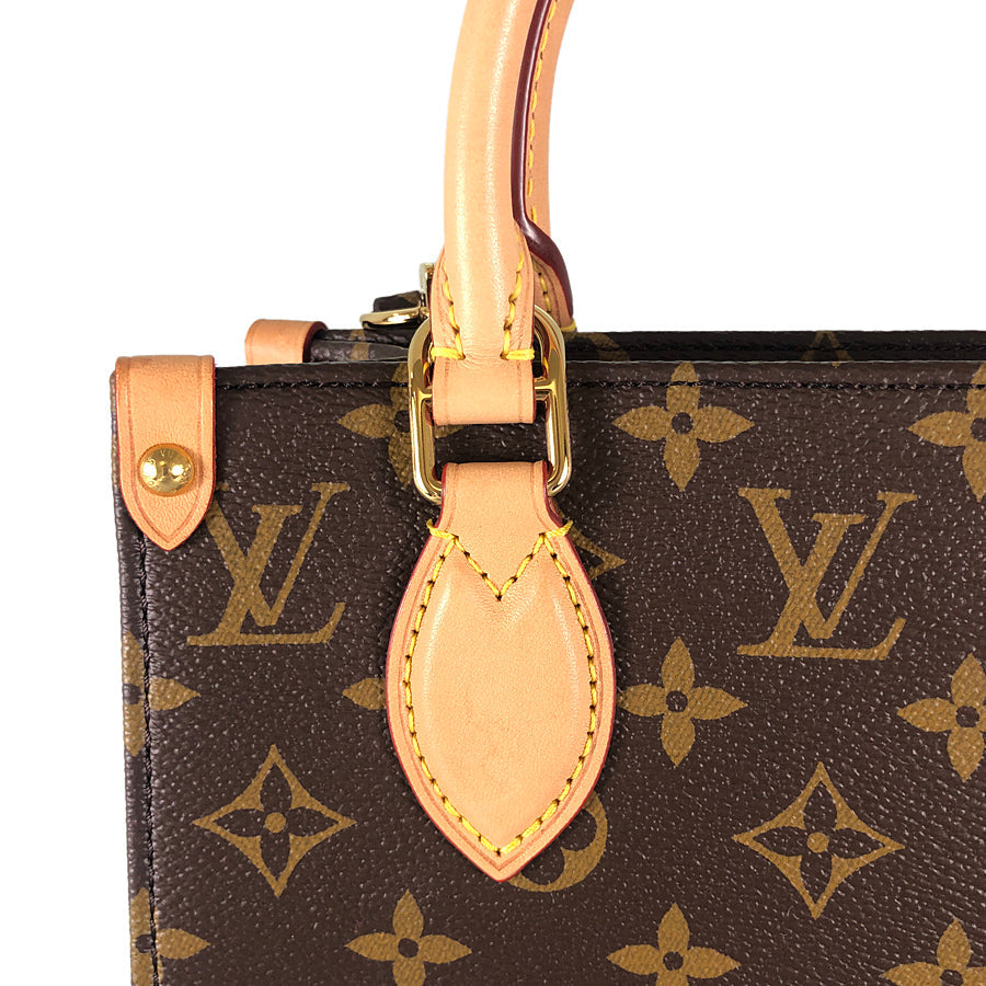 LOUIS VUITTON Handbag