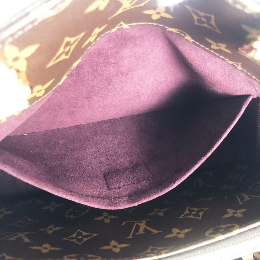 LOUIS VUITTON Handbag