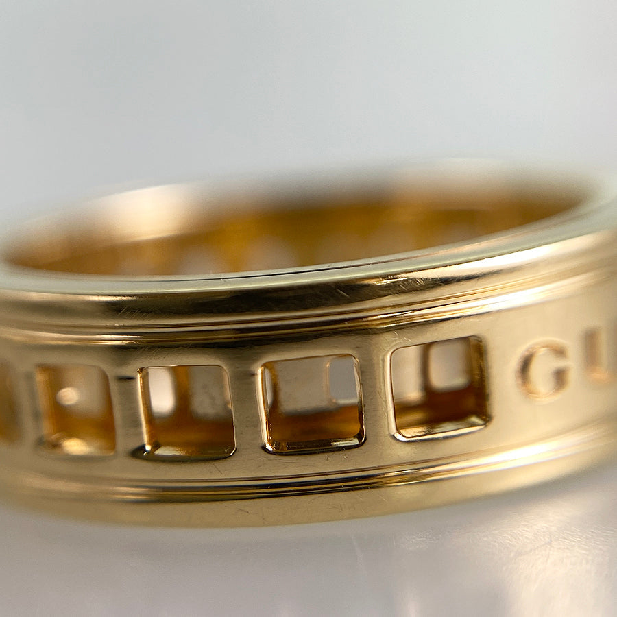 GUCCI scroll Ring