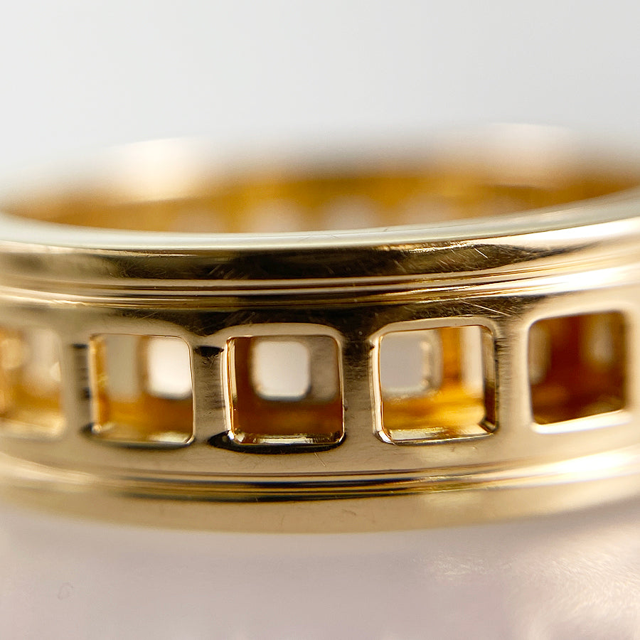 GUCCI scroll Ring