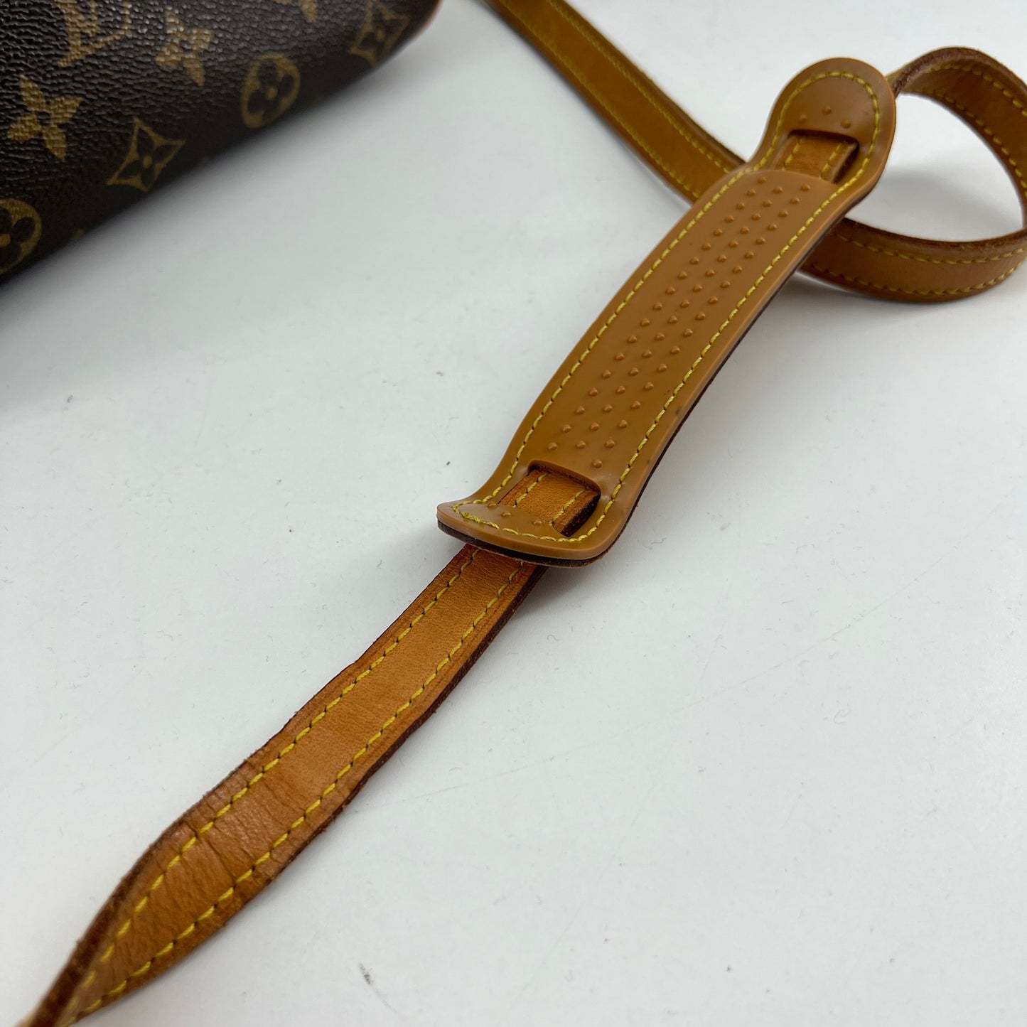 Louis Vuitton Blois Crossbody Bag TWS pop