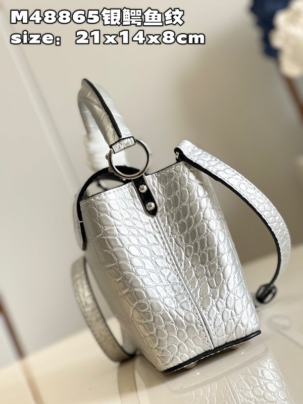 Alice Bags- Louis Vuittons  - 15864
