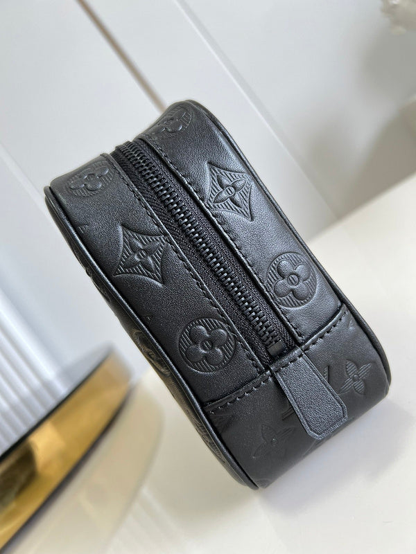 Alice Bags- Louis Vuittons  - 16228