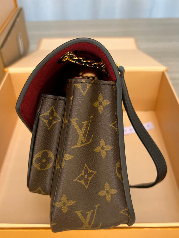 Alice bags- Louis Vuittons  - 16782