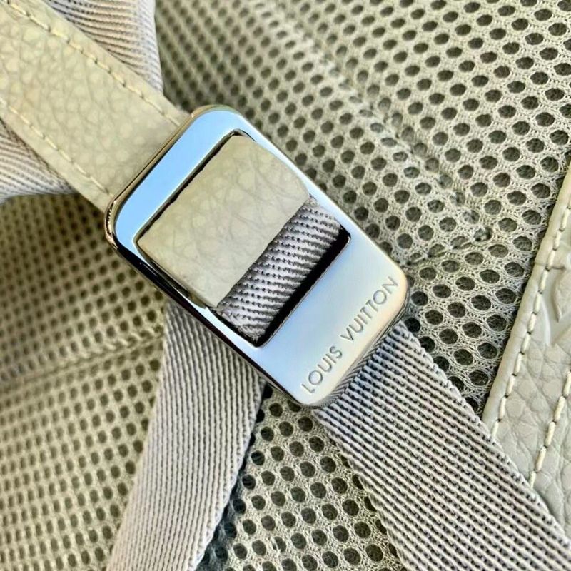 Alice Bags- Louis Vuittons  - 16221