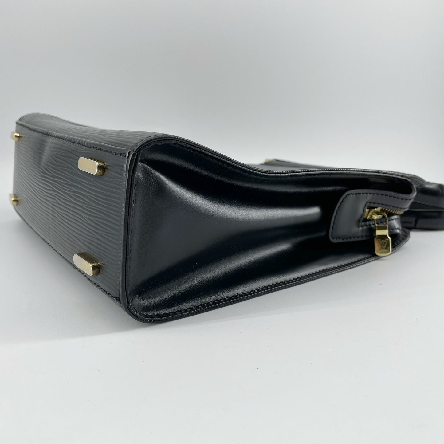 Louis Vuitton Figari PM