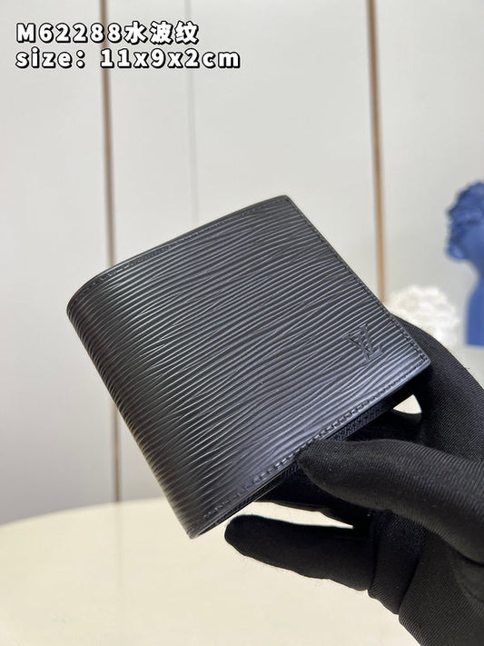 Alice  Bags- Louis Vuittons  - 16085