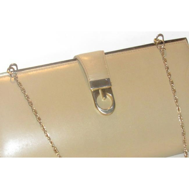 Gucci W Two Way Purse Logo And Chain Strap Camel Leathergold G Accent Clutch