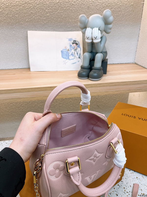 Alice bags - Louis Vuittons  - 15144