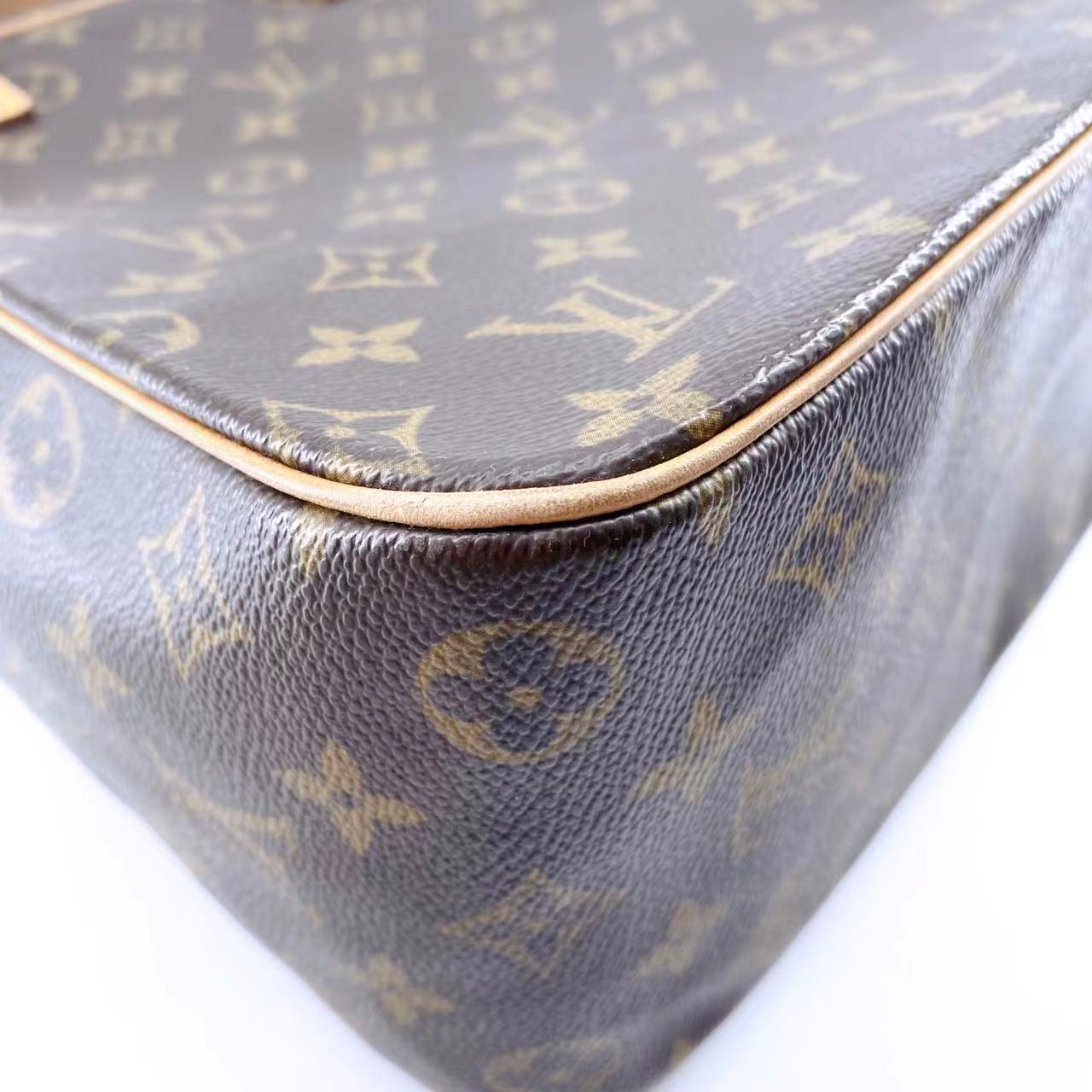 Louis Vuitton excentri cite handbag