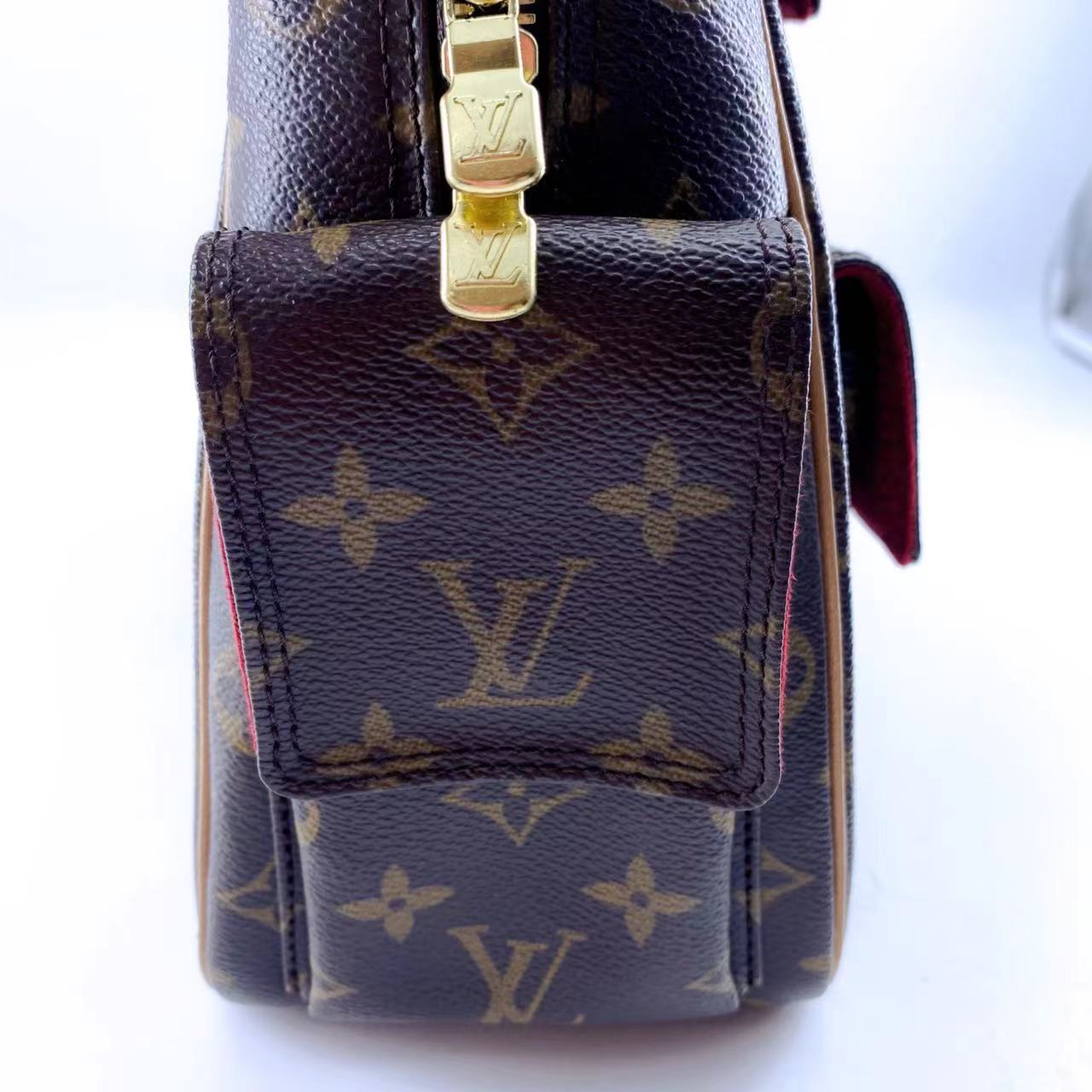 Louis Vuitton excentri cite handbag