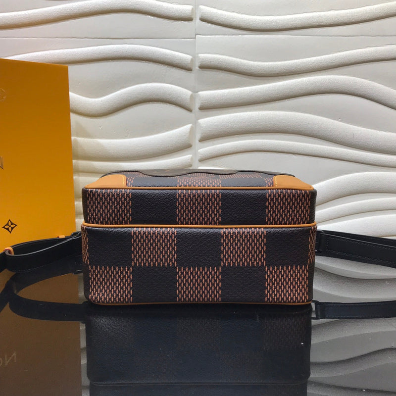Alice Bags- Louis Vuittons  - 16279