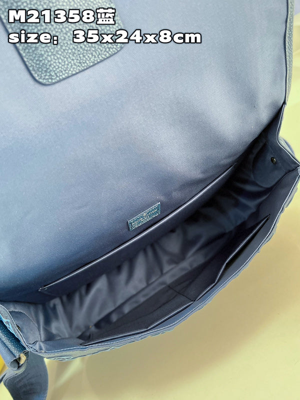Alice Bags- Louis Vuittons  - 15939