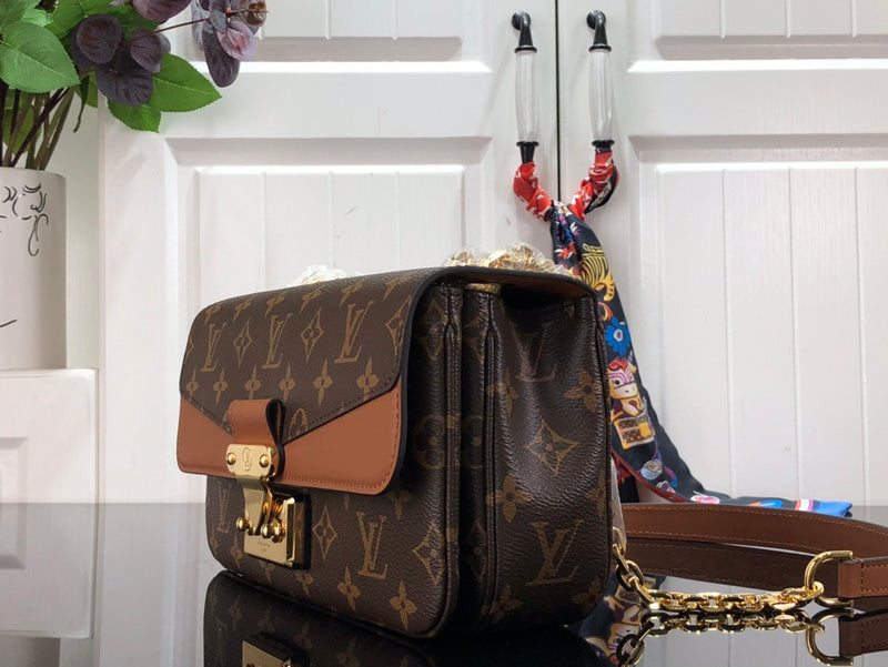 Alice Bags- Louis Vuittons  - 16720