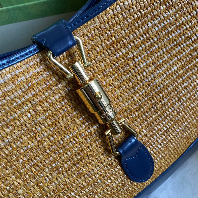 Gucci   Luxury Bags  1045