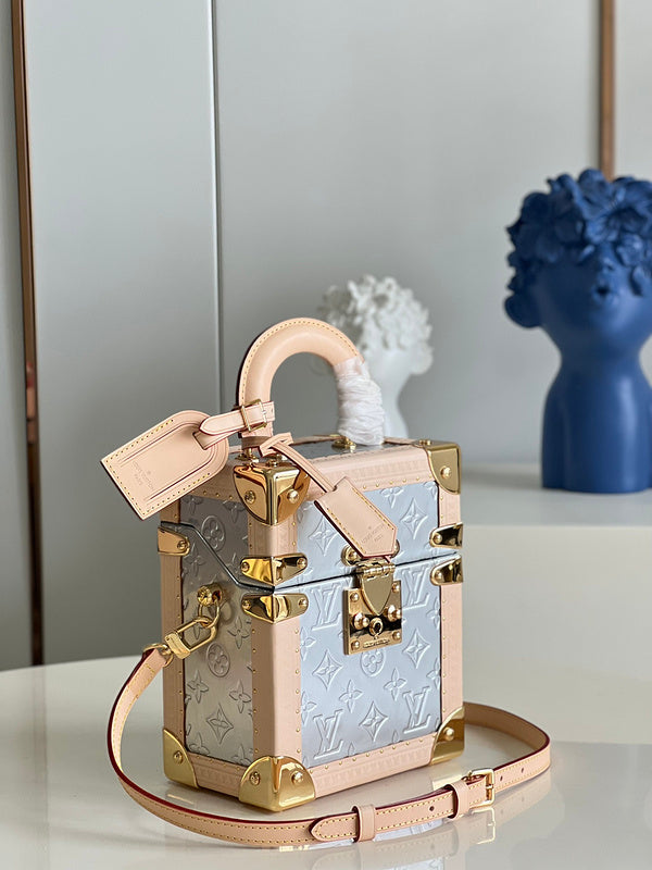 Alice Bags- Louis Vuittons  - 16538