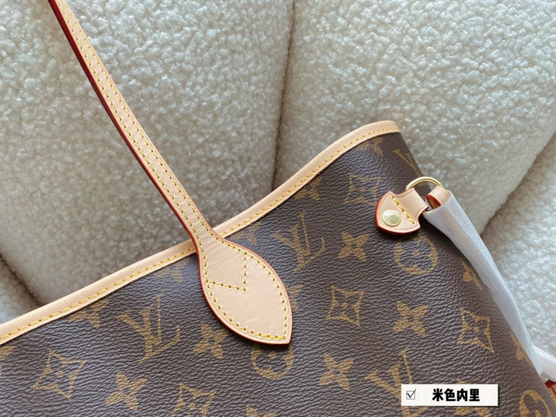 Alice bags - Louis Vuittons  - 15080