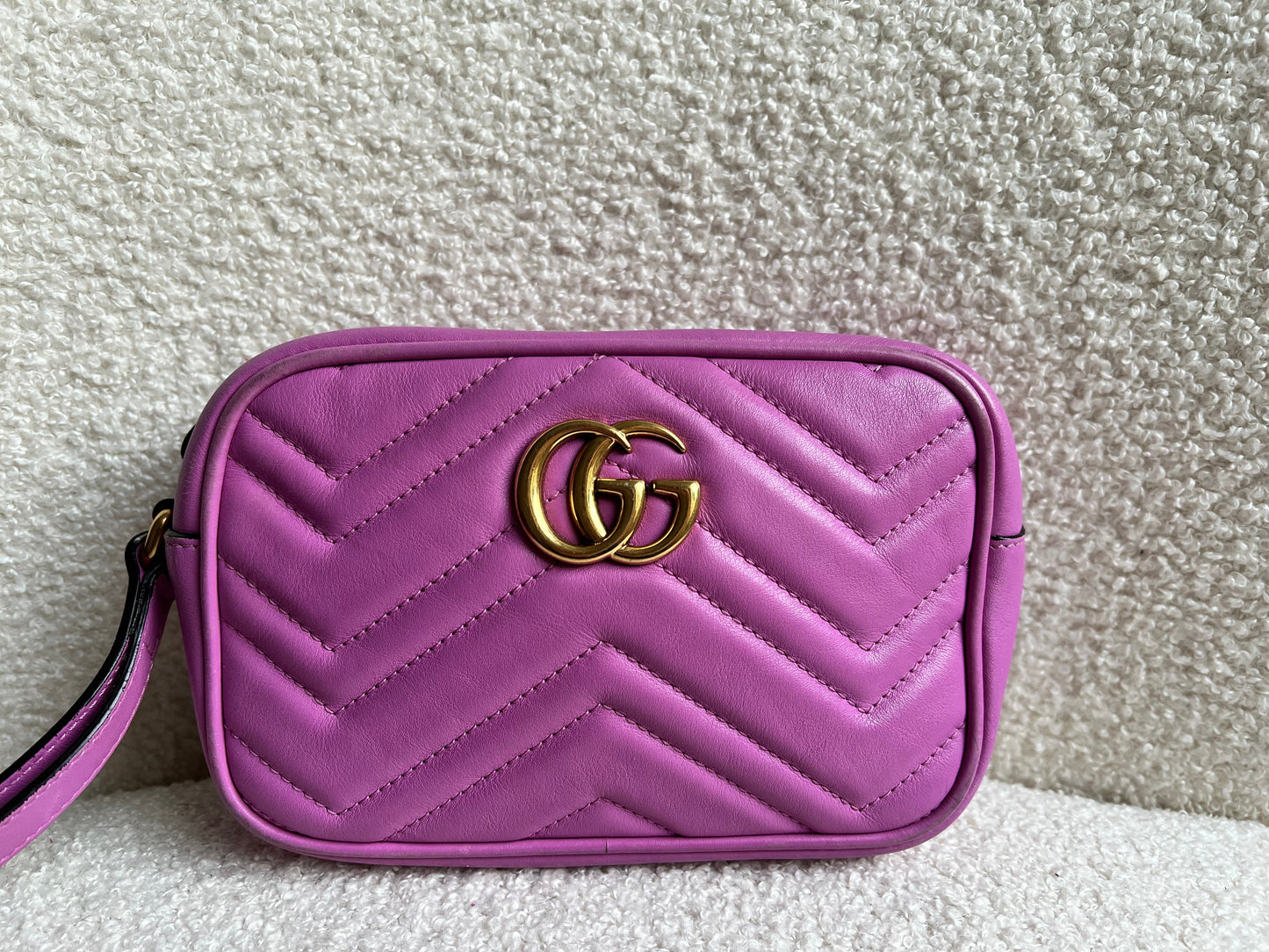 Gucci GG Pink Marmont Clutch