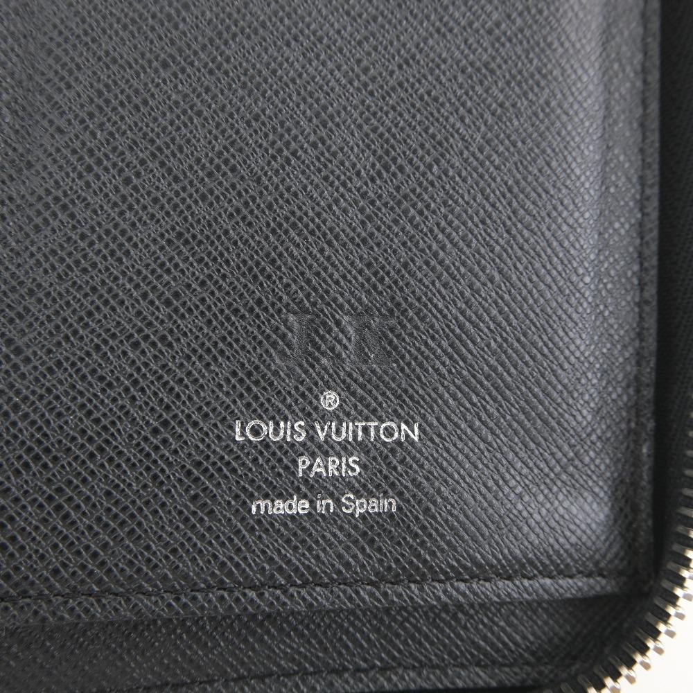 Louis Vuitton Black Leather Zippy Wallet Vertical wallet accessories