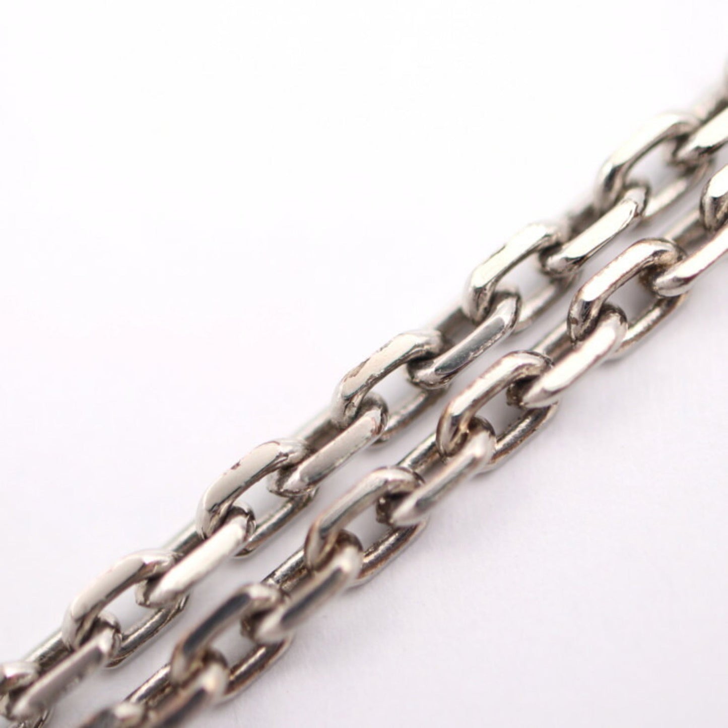 Louis Vuitton  Metal Necklace