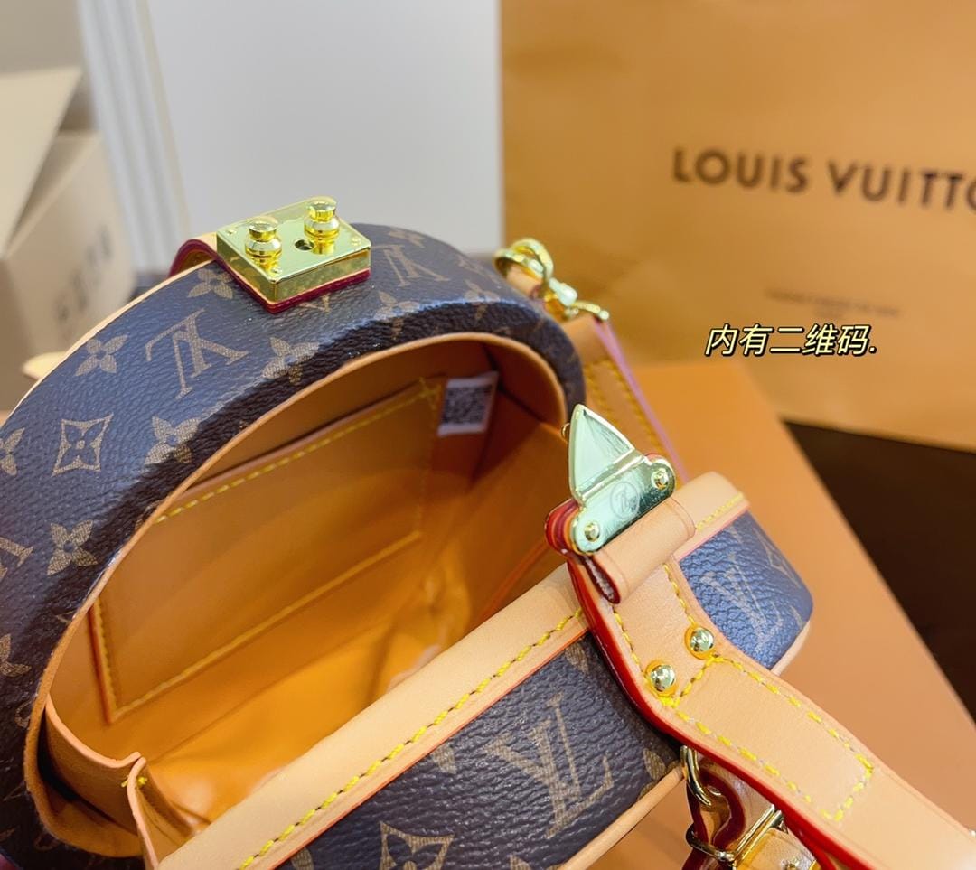 Louis Vuitton Boite Chapeau Souple MM Monogram Canvas Handbag ( Lushentic Version )
